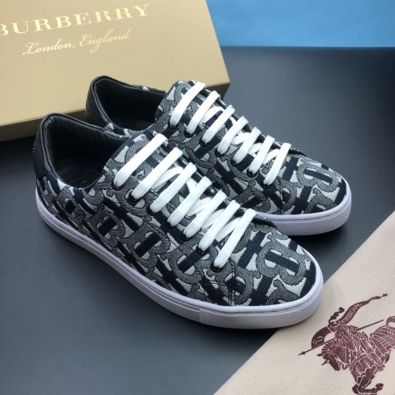 Burberry Low Shoes